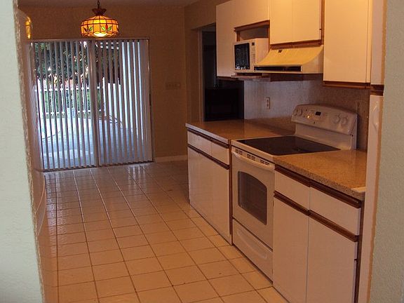 Large Kitchen with Brand New Appliances & Countertops, plus Eat-In Area