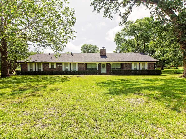 5205 Camino Dos Lagos Dr, Sherman, TX 75090