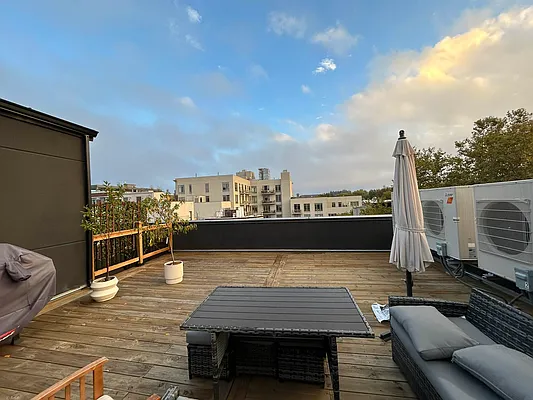 Rented by GROOME REALTY LLC | media 17