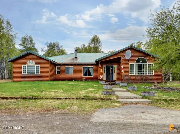 36948 S Luthman Rd, Talkeetna, AK 99676