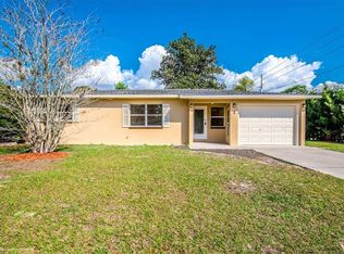 1 Columbine Trl, Debary, FL 32713