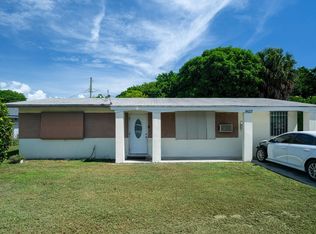 1622 W 9th St, Riviera Beach, FL 33404