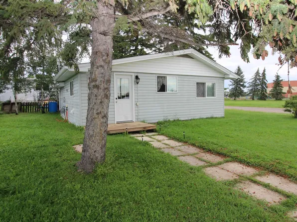 5404 52nd St, Clyde, AB T0G 0P0