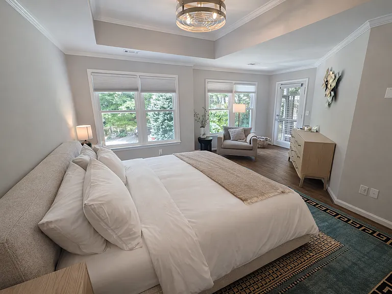 635 Harold Ave NE — Photo 14
