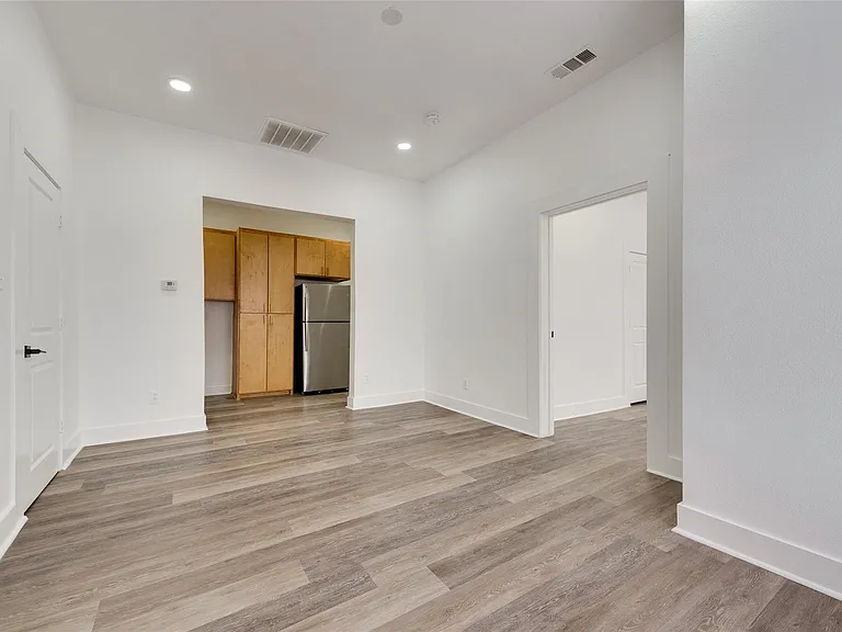 506 N Lancaster Ave #506 — Photo 7