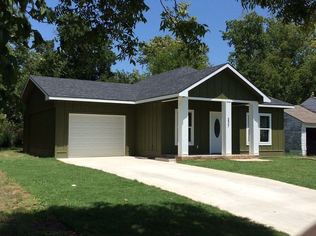 237 E Evans Ave, Bonham, TX 75418 Zillow