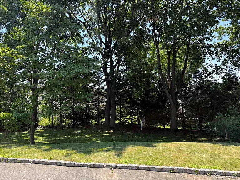 13 Walnut St — Photo 16