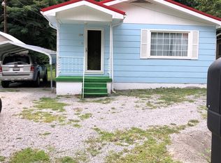 120 Wolfpit Branch Rd, Elkhorn City, KY 41522