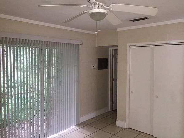 1st image of 212 Lovelace Dr #12