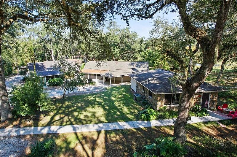 1st image of 40739 Woodtrail Ln