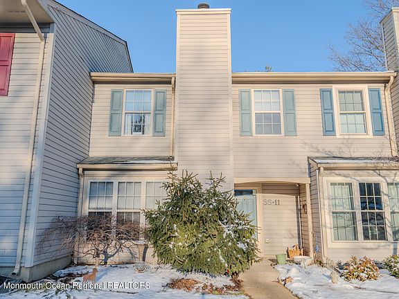 4th image of 35 Whistler Drive #11