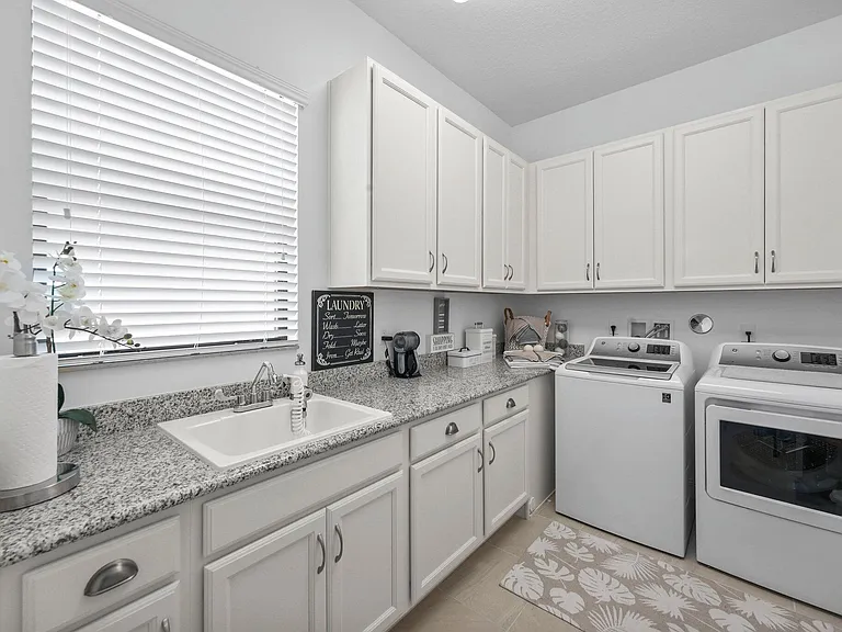 9368 Cantal Cir E — Photo 37