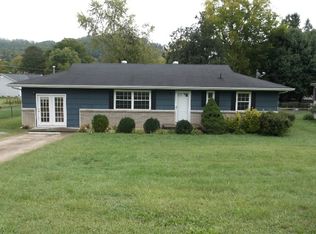 404 Greenwood Dr, Clinton, TN 37716