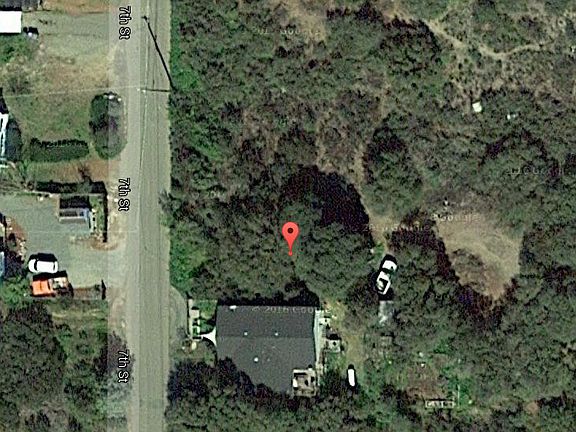 4th image of 3410 7th St