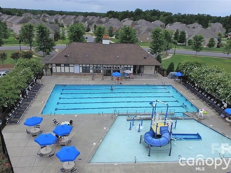 10713 Serape Rd — Photo 35