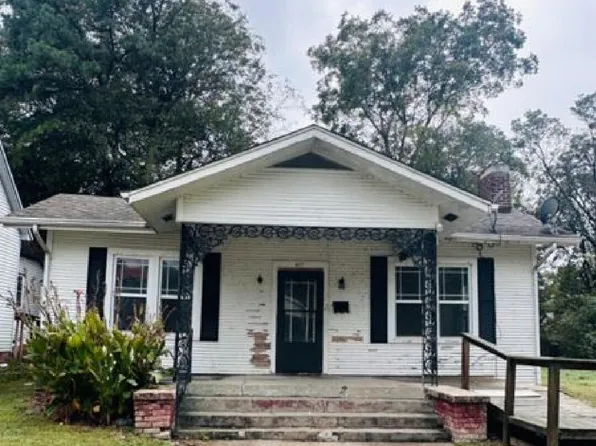 617 Hazel St, Newport, AR 72112