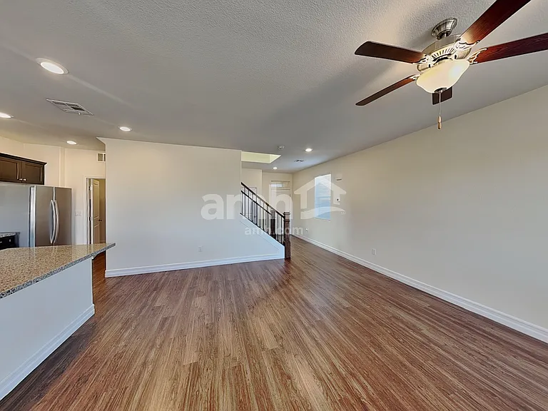 5824 Petronius St — Photo 8