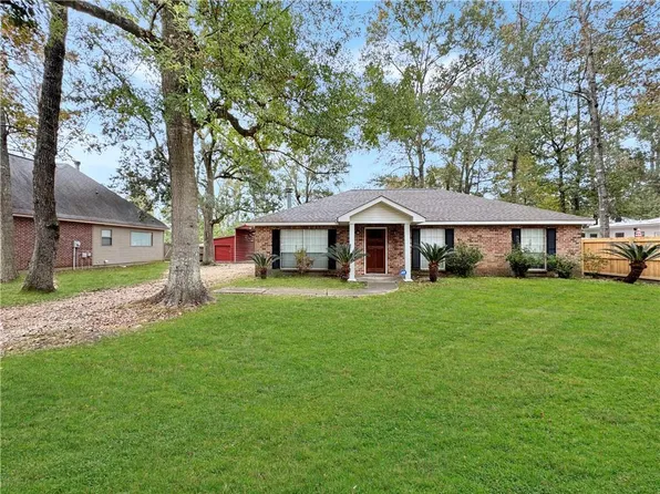 2225 3rd St, Mandeville, LA 70471