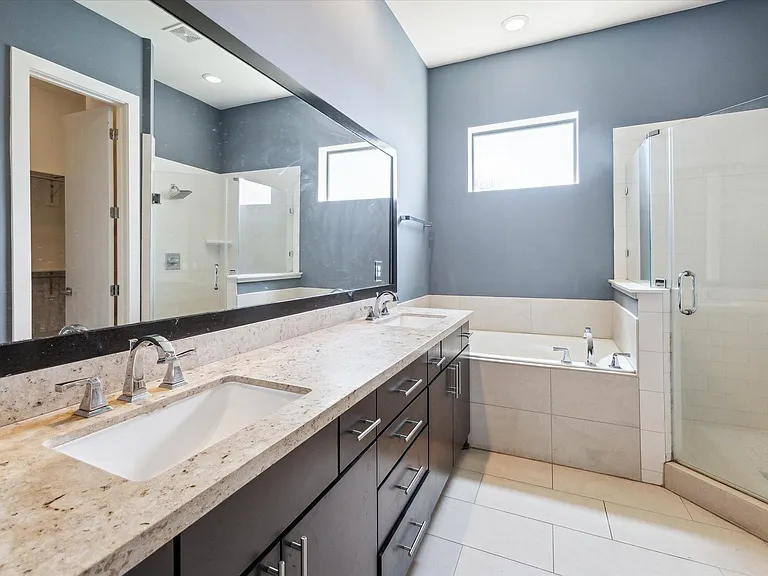 1703 Weber St — Photo 23