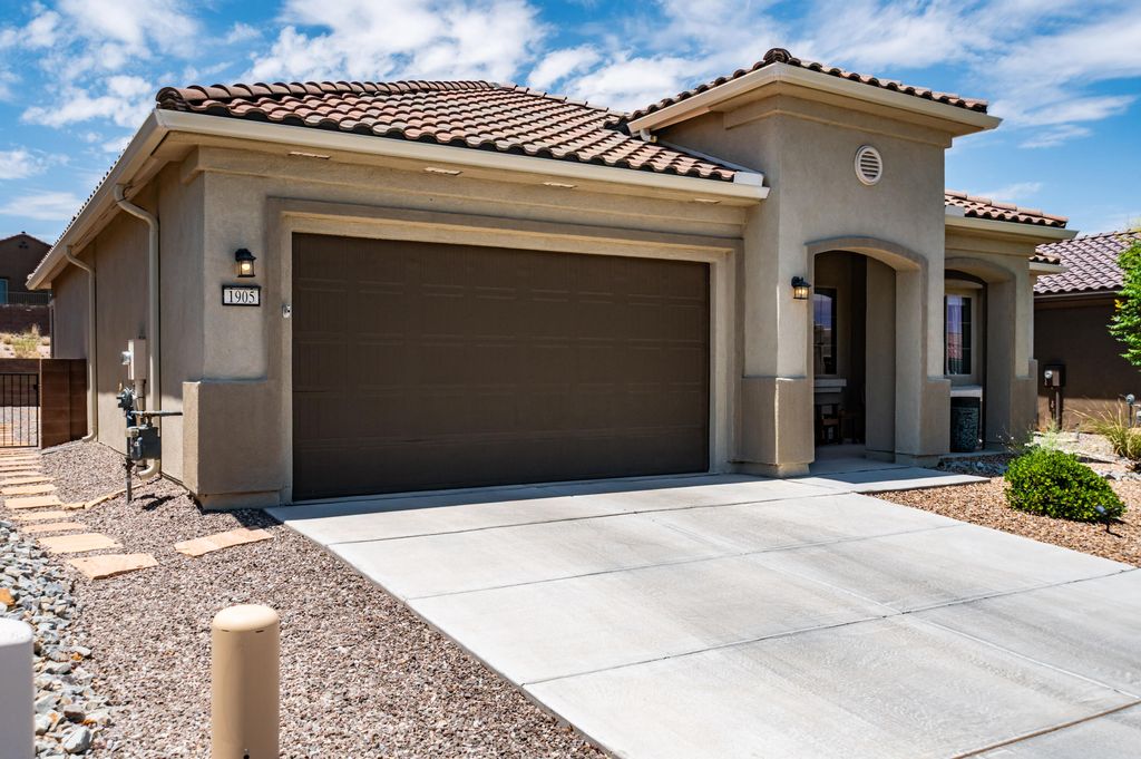 1905 Pebble Creek Trl NW, Albuquerque, NM - View 2