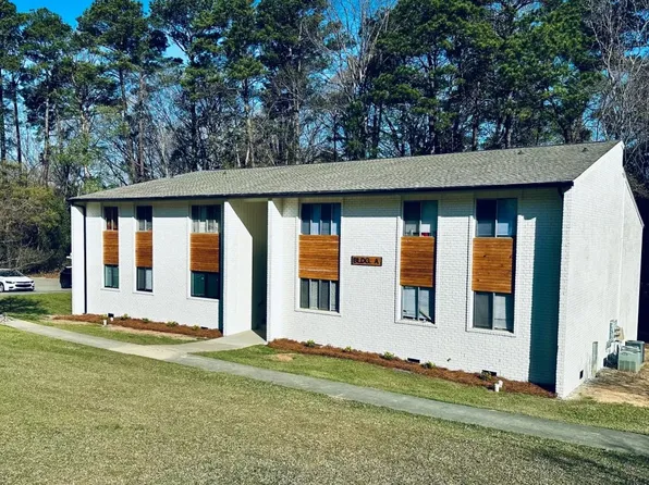 3430 East Apartments
