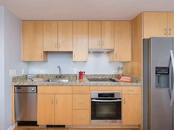 5th image of 750 Van Ness Ave Unit 1104