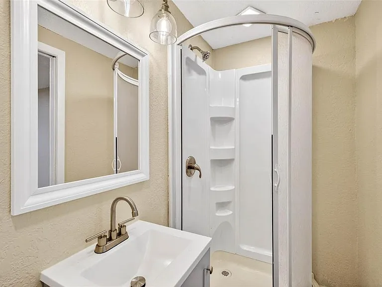 3620 E Tampa Cir — Photo 33