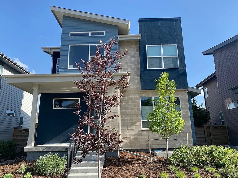 9416 E 59th Ave — Photo 1