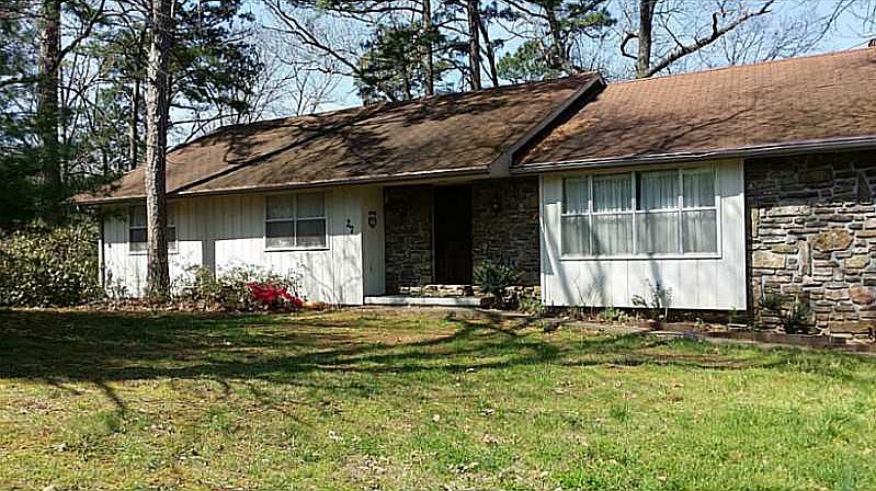 1st image of 27 Tibberton Circle Dr