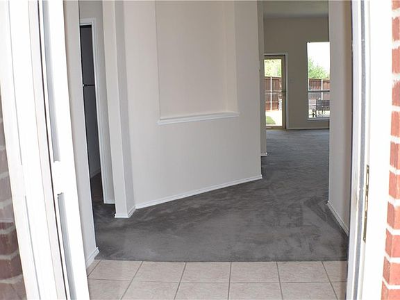 5th image of 1602 Fern Dr