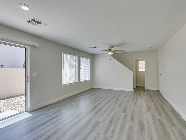 5011 Groveland Ave — Photo 4
