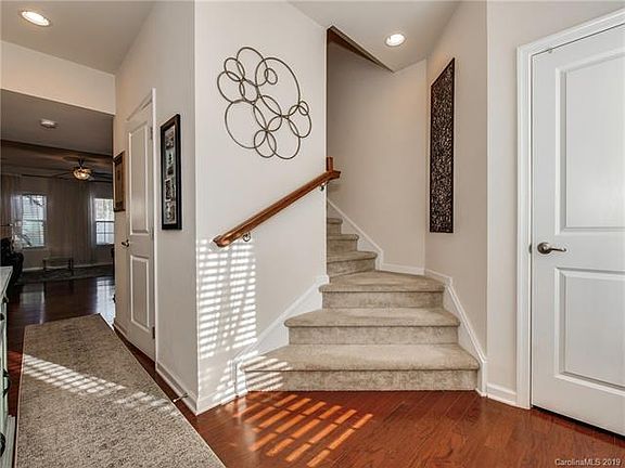 5th image of 7439 Red Mulberry Way