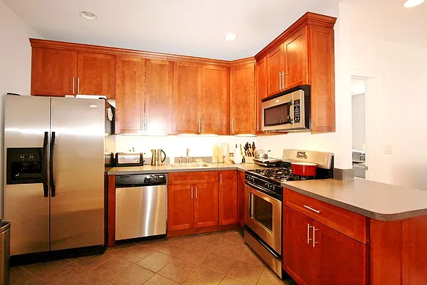 Rented by Corcoran | media 41