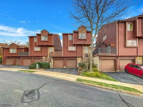 12 Patriot Crossing Court, Rockaway Twp., NJ 07866