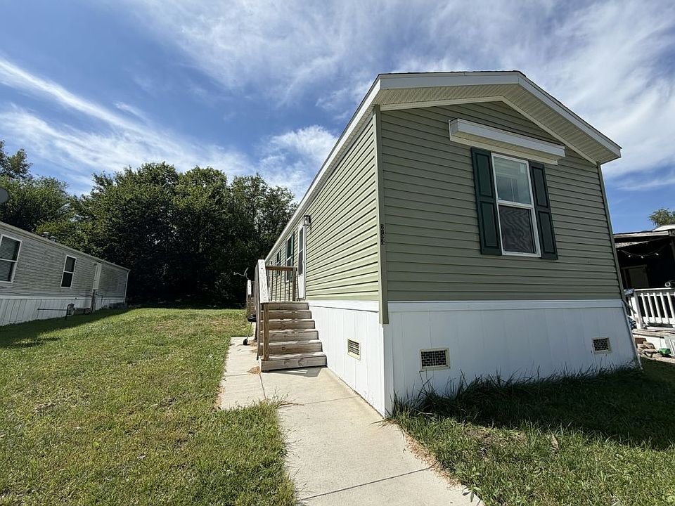 1st image of 2525 County Line Rd #353