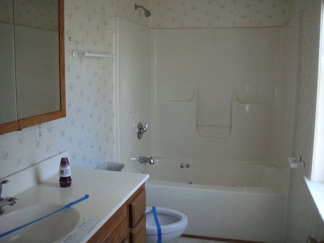 1st image of 3867 Bainbridge Dr
