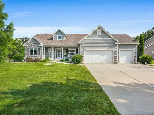307 Erin Ct, Cottage Grove, WI 53527