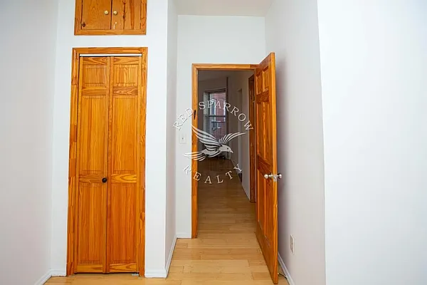 Rented by Red Sparrow Realty Group | media 32