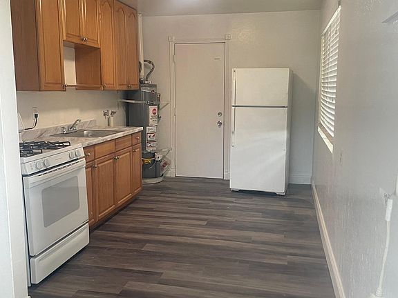 4th image of 1629 Kidder Ave #A