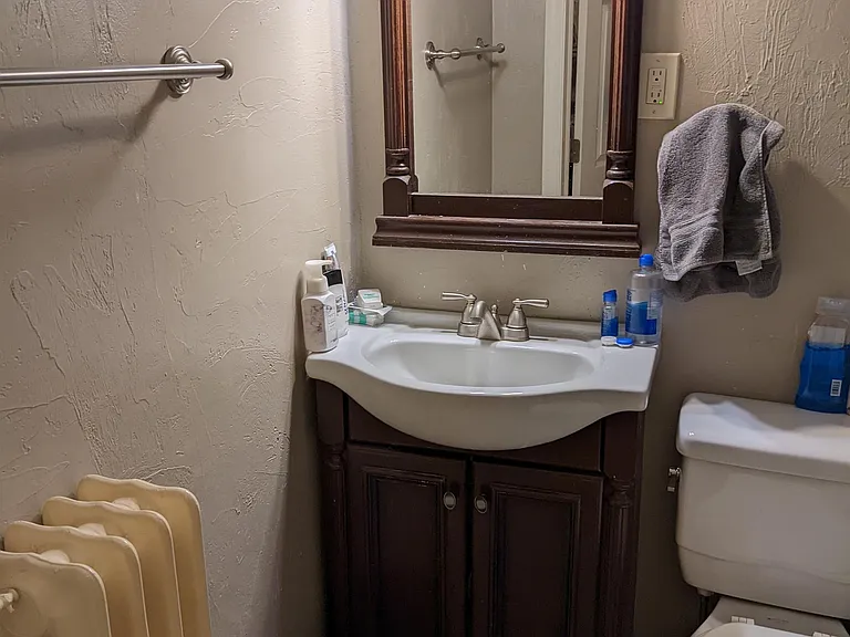 5425 Baywood St #6 — Photo 12