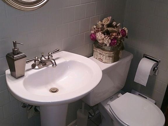 5th image of 6768 Evans St
