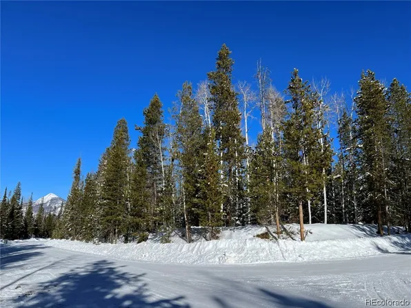 27420 West Wind Place, Clark, CO 80428