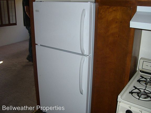 3rd image of 1615 E 1st St APT 1