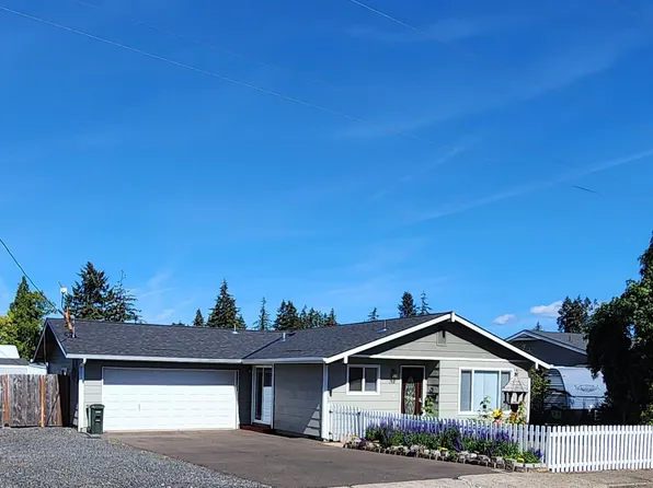 810 Dogwood St, Sweet Home, OR 97386