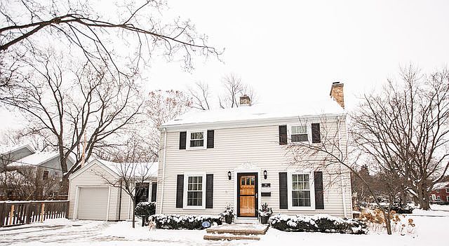 1st image of 815 N Lincoln Ave