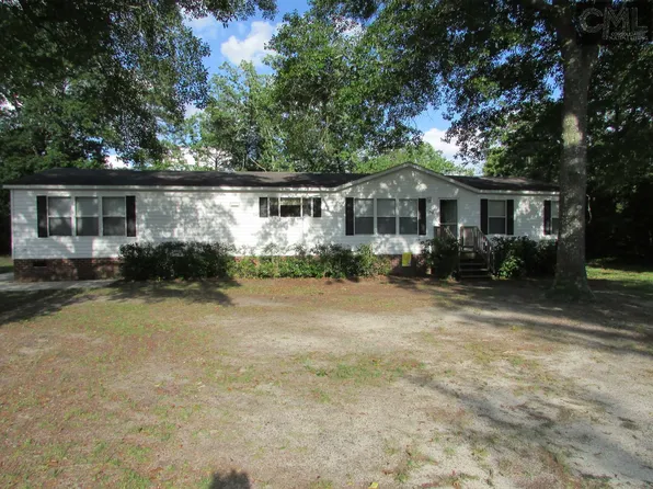 154 Sandy Bank Dr, Lexington, SC 29072