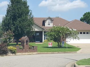 33 Arrowhead Ln, Clarksville, AR 72830