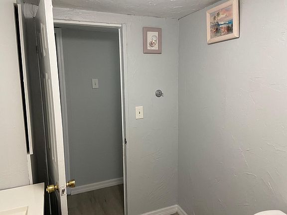 5th image of 5918 Sussex Dr