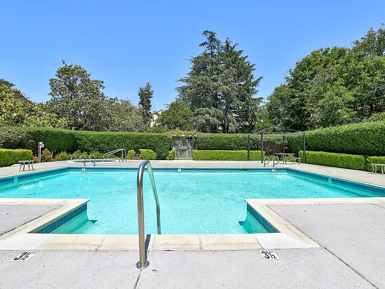 170 Paseo Ct — Photo 15