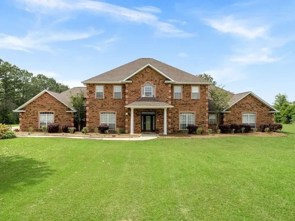 81 Anastasia Dr, Carriere, MS 39426